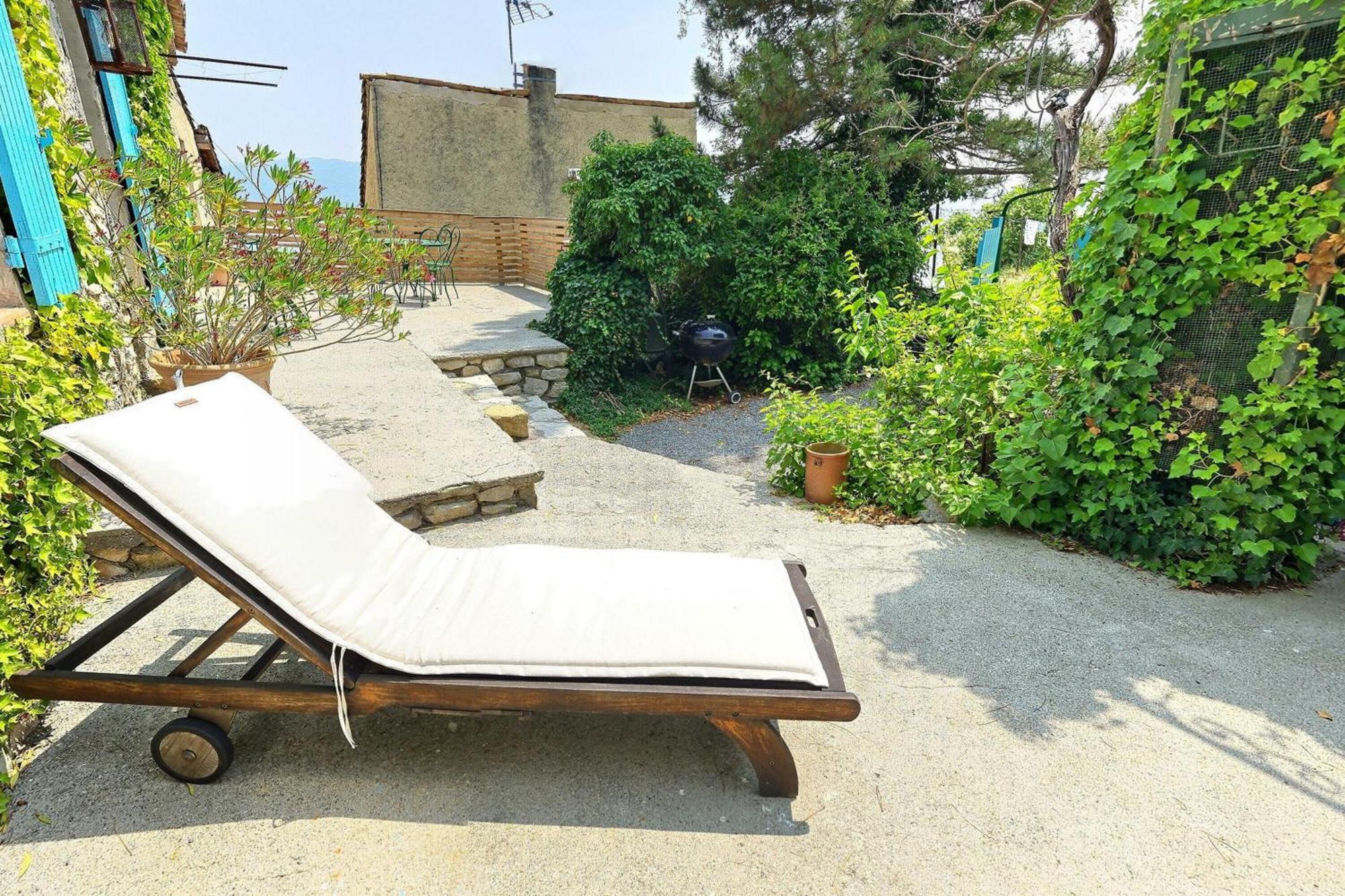 Villa Les Bulles De Montfort - Wifi - Parking Gratuit & Cuisine